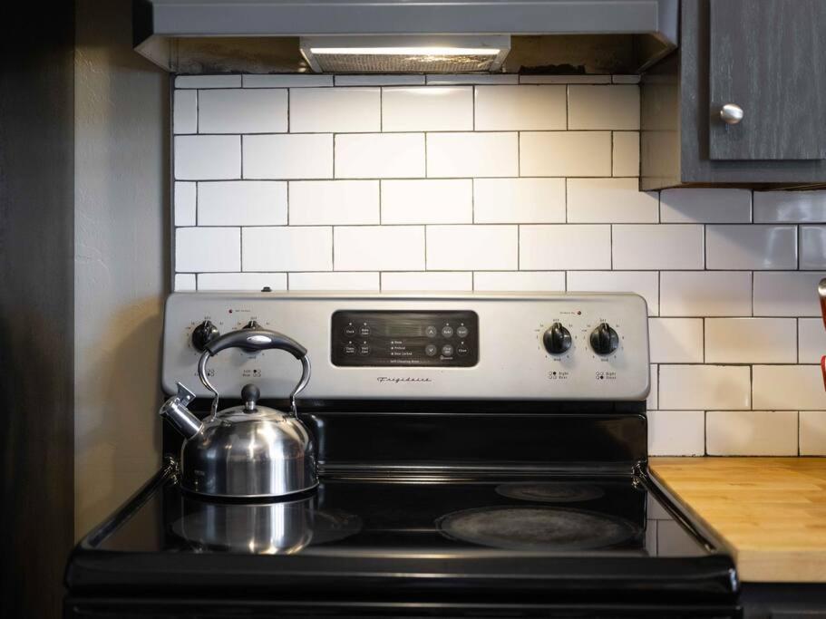 Stonegate Lodge Bear'S Den Kitchen, Pool, Firepit, Wifi ,Smart Tvs Eureka Springs Exterior foto