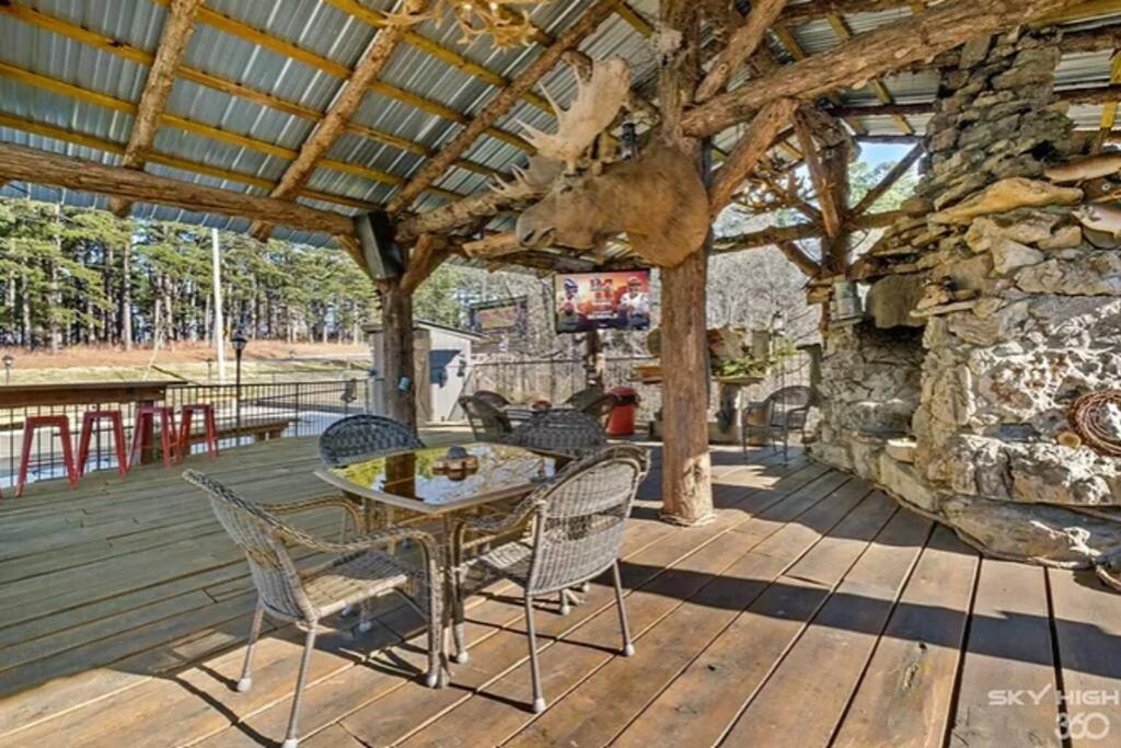 Stonegate Lodge Bear'S Den Kitchen, Pool, Firepit, Wifi ,Smart Tvs Eureka Springs Exterior foto